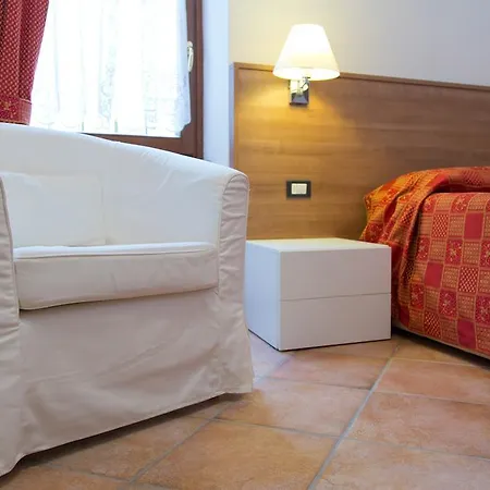 Albergo Antica Locanda Clusone Camera foto